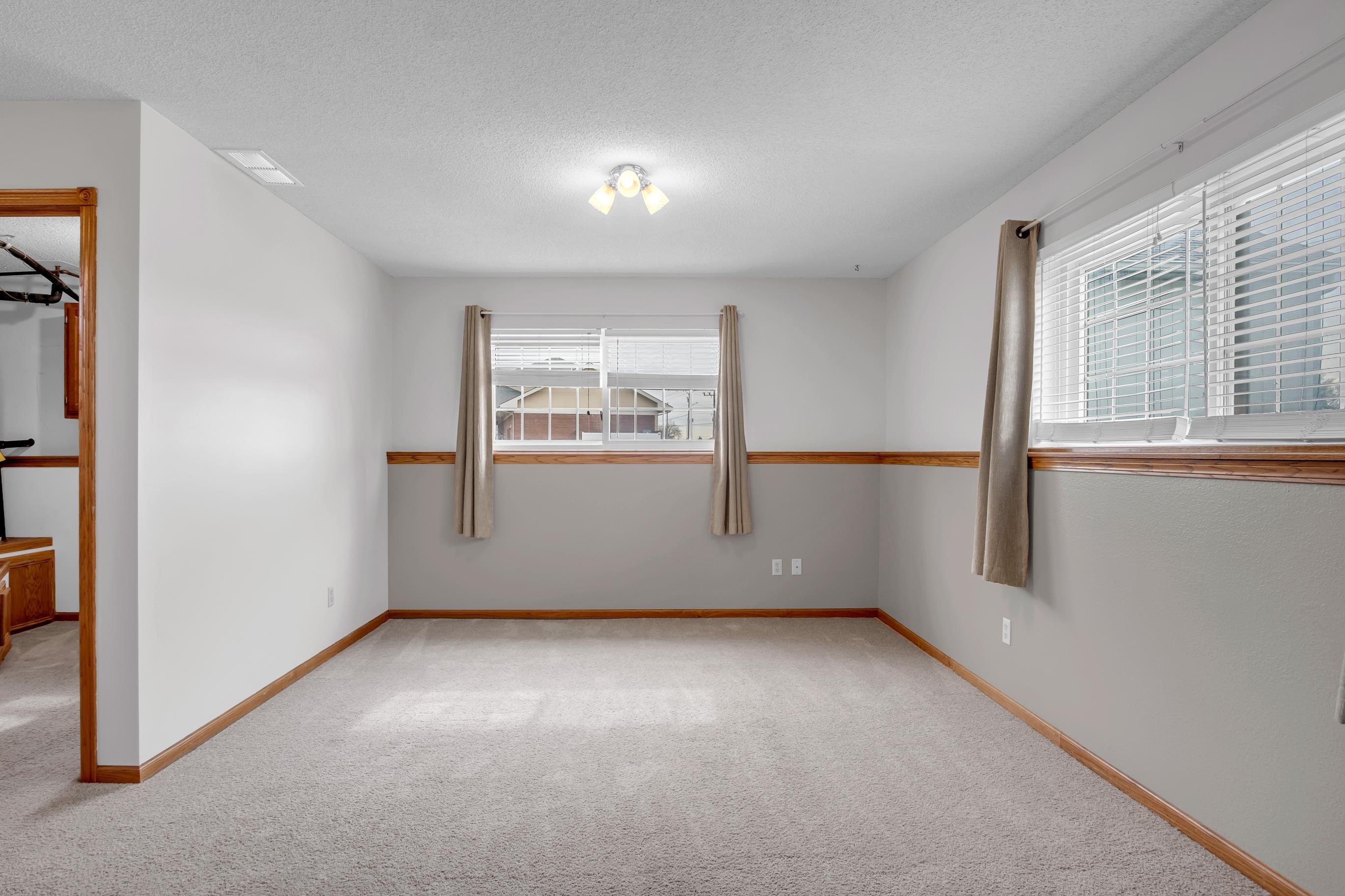 417 Victoria Ct, Newton, Kansas image 25
