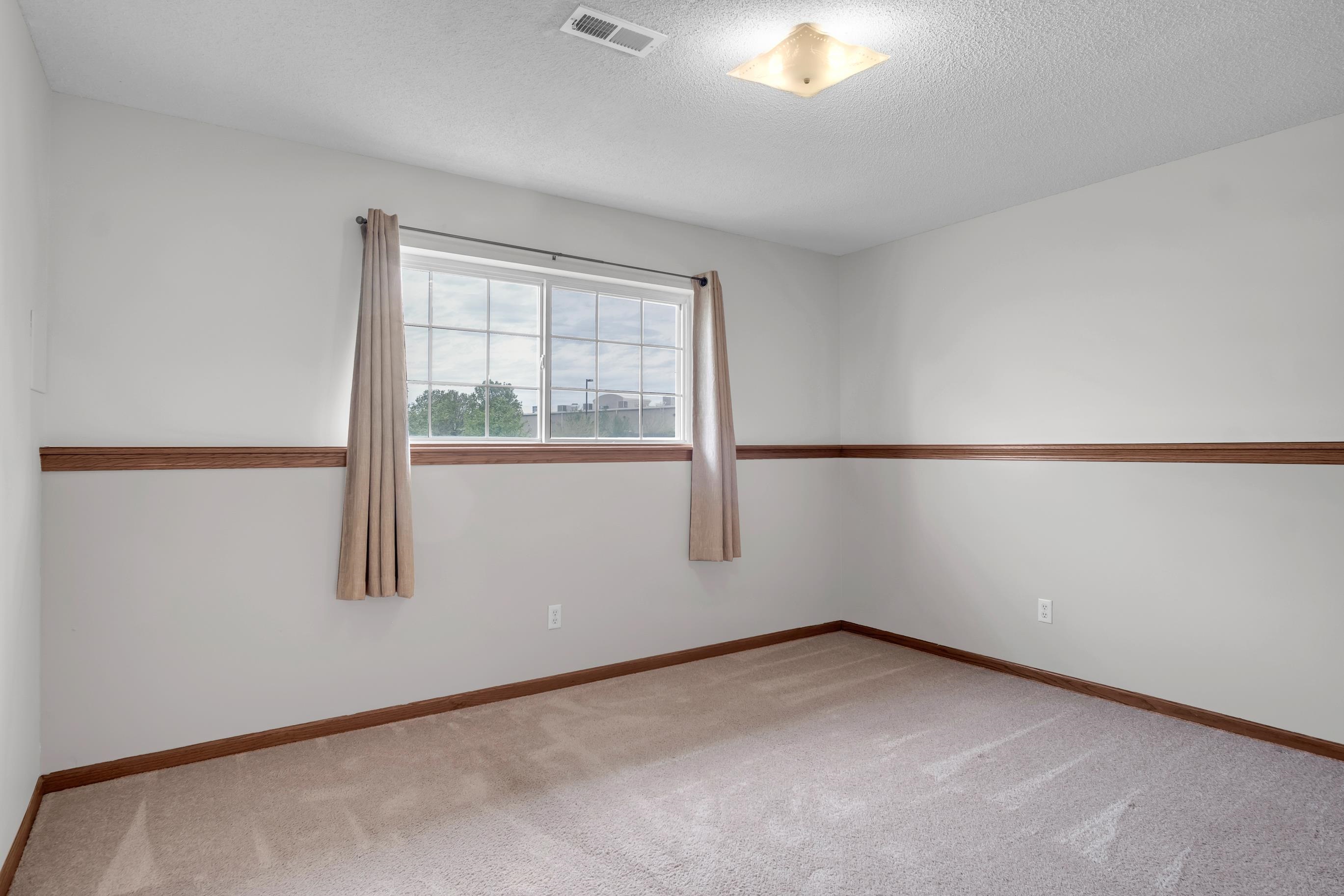417 Victoria Ct, Newton, Kansas image 30