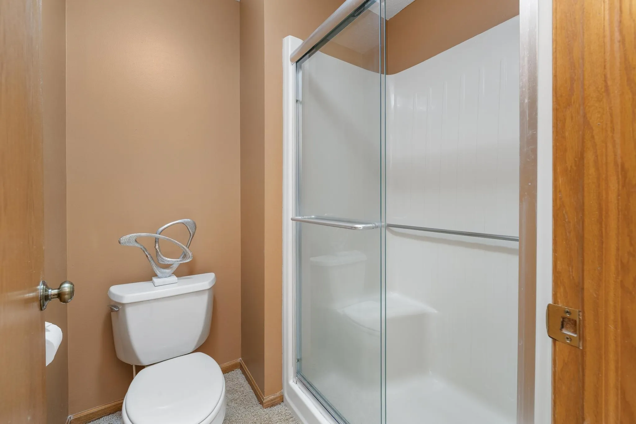 Wichita, Kansas 67204, United States, 3 Bedrooms Bedrooms, ,3 BathroomsBathrooms,Residential,Pending,150179