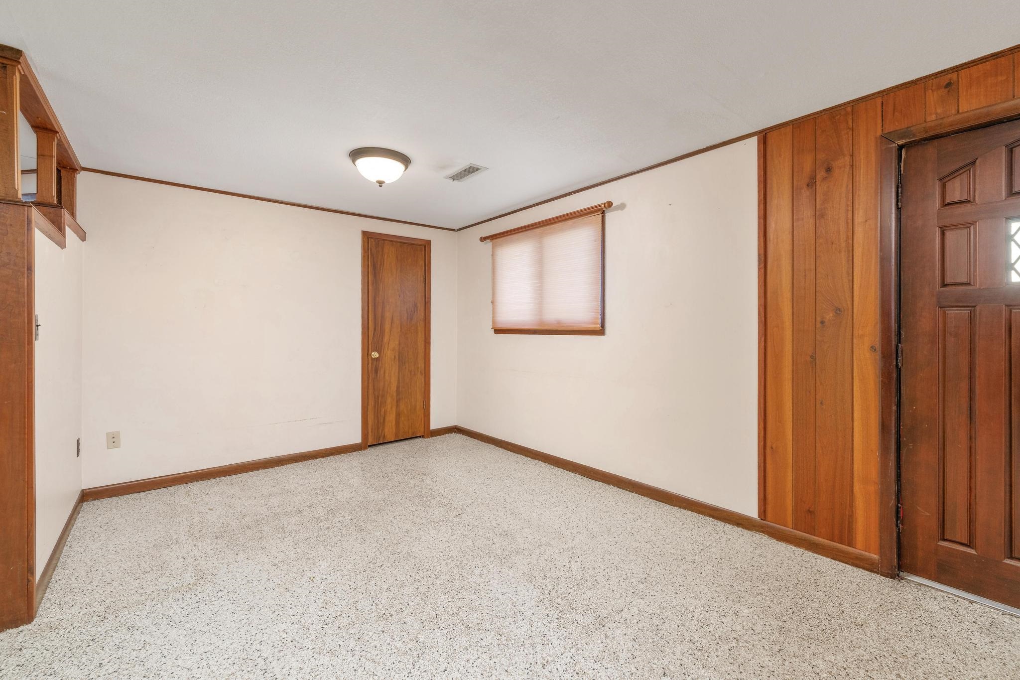 302 S Water St, Derby, Kansas image 4