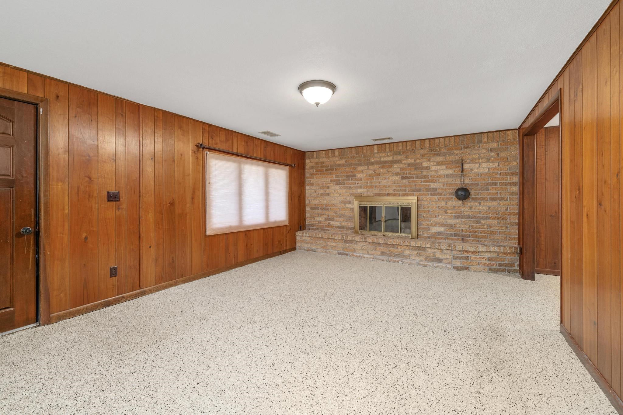 302 S Water St, Derby, Kansas image 5