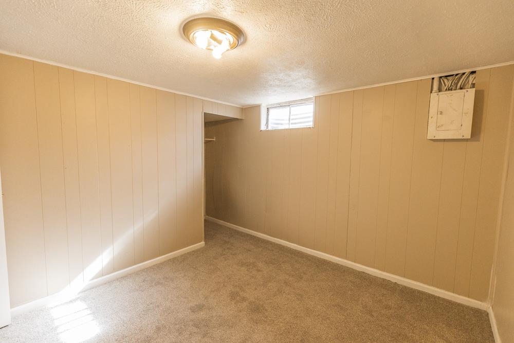 1931 Roberts Ave, Salina, Kansas image 20