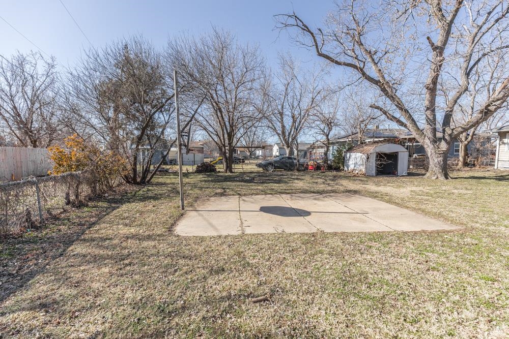 1931 Roberts Ave, Salina, Kansas image 30