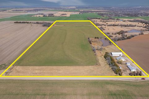 Homes For Sale - 4392 302nd Rd<br/> Arkansas City, KS 67005