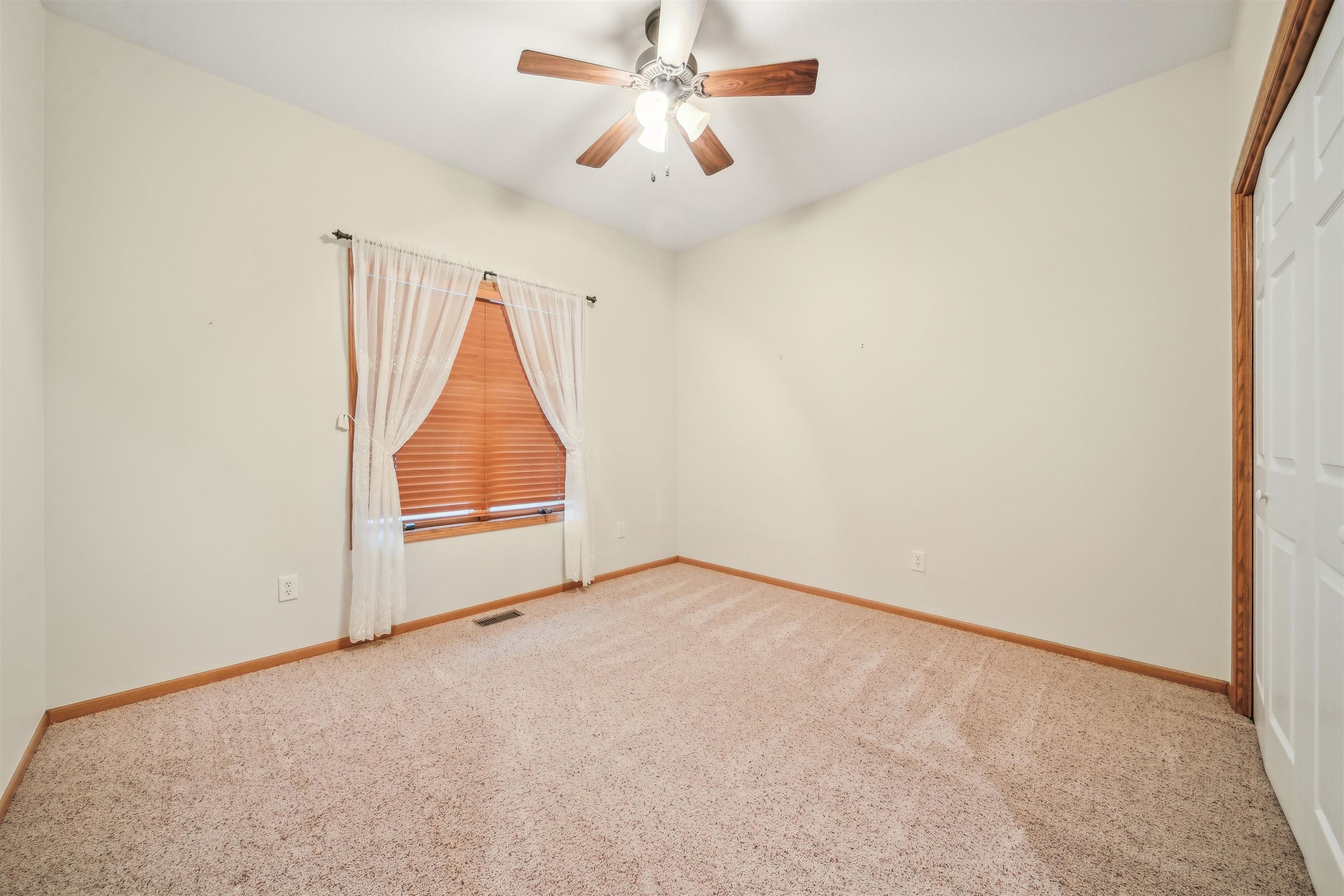 3010 N Fieldstone Ct, Augusta, Kansas image 14