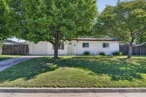 Homes For Sale - 6122 N East Park View<br/> Park City, KS 67219