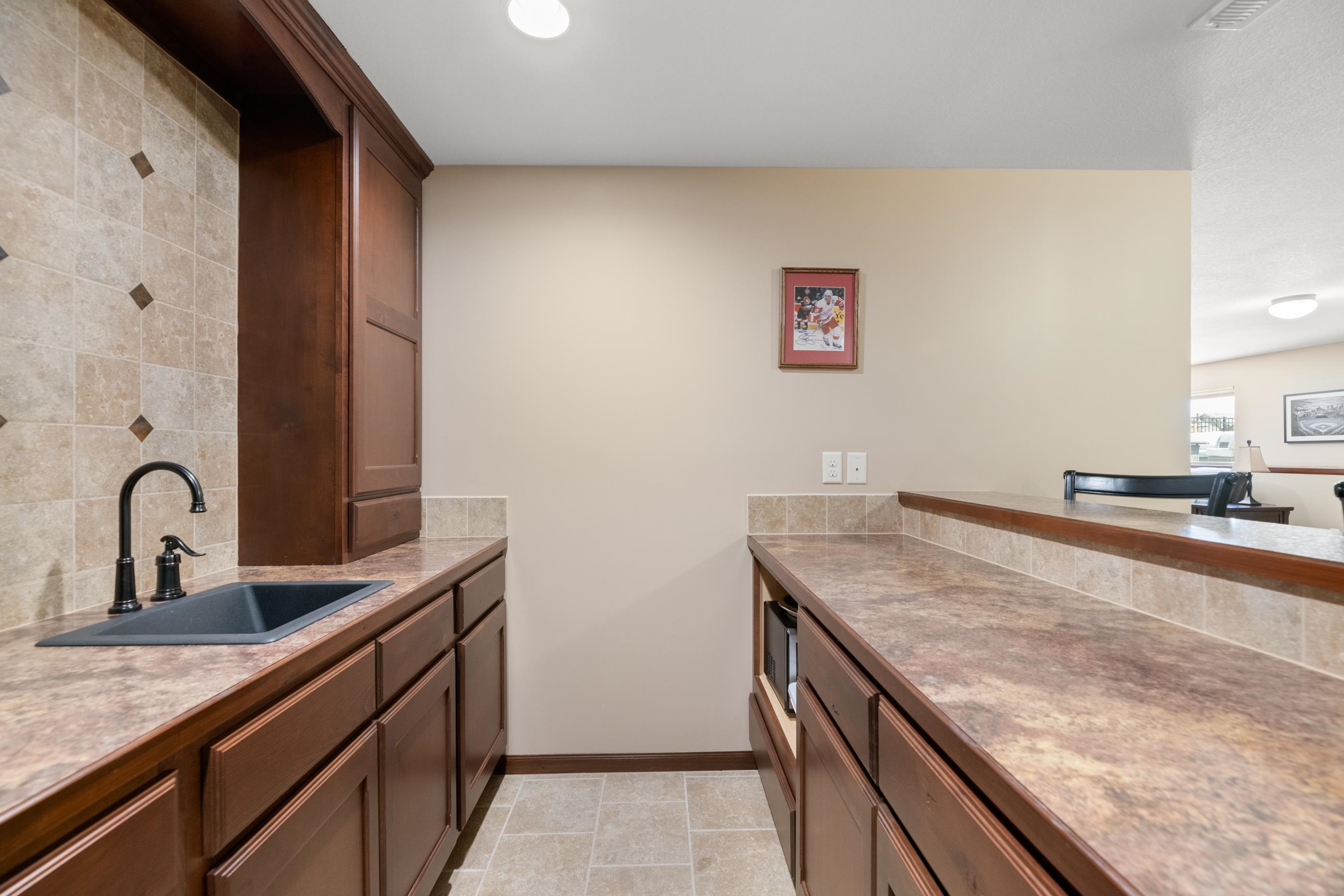1118 N Forestview St, Wichita, Kansas image 24