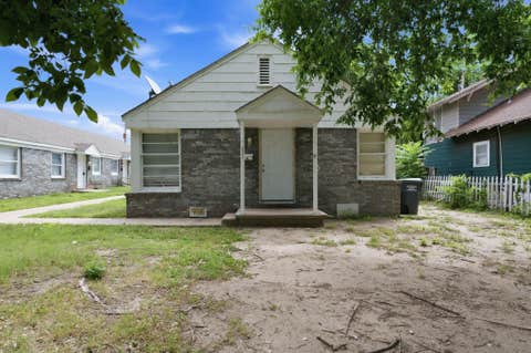 Multifamily For Sale - 828 S Water St<br/> Wichita, KS 67213