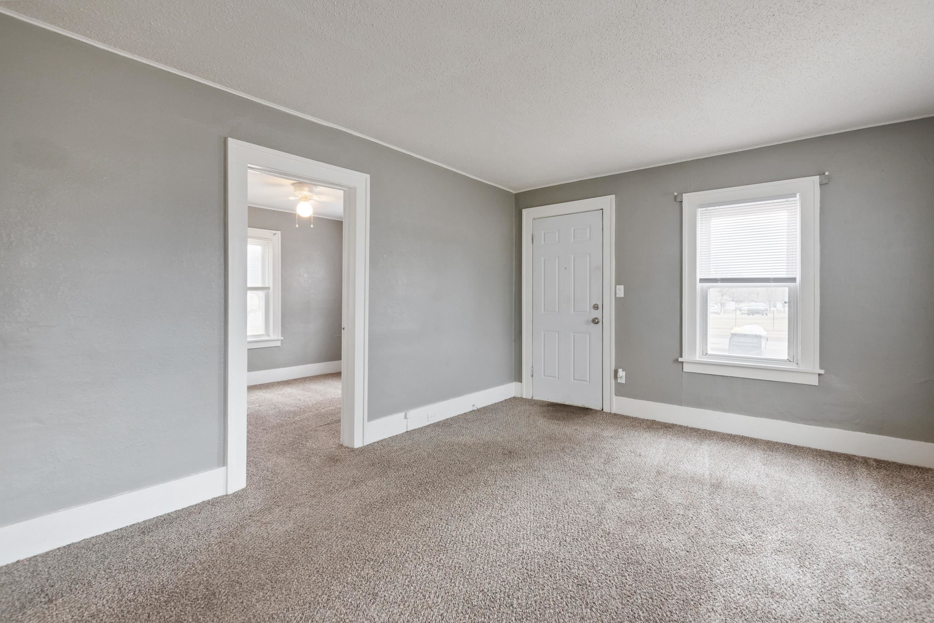 Wichita, Kansas 67208, United States, 2 Bedrooms Bedrooms, ,2 BathroomsBathrooms,Residential,Active,65014