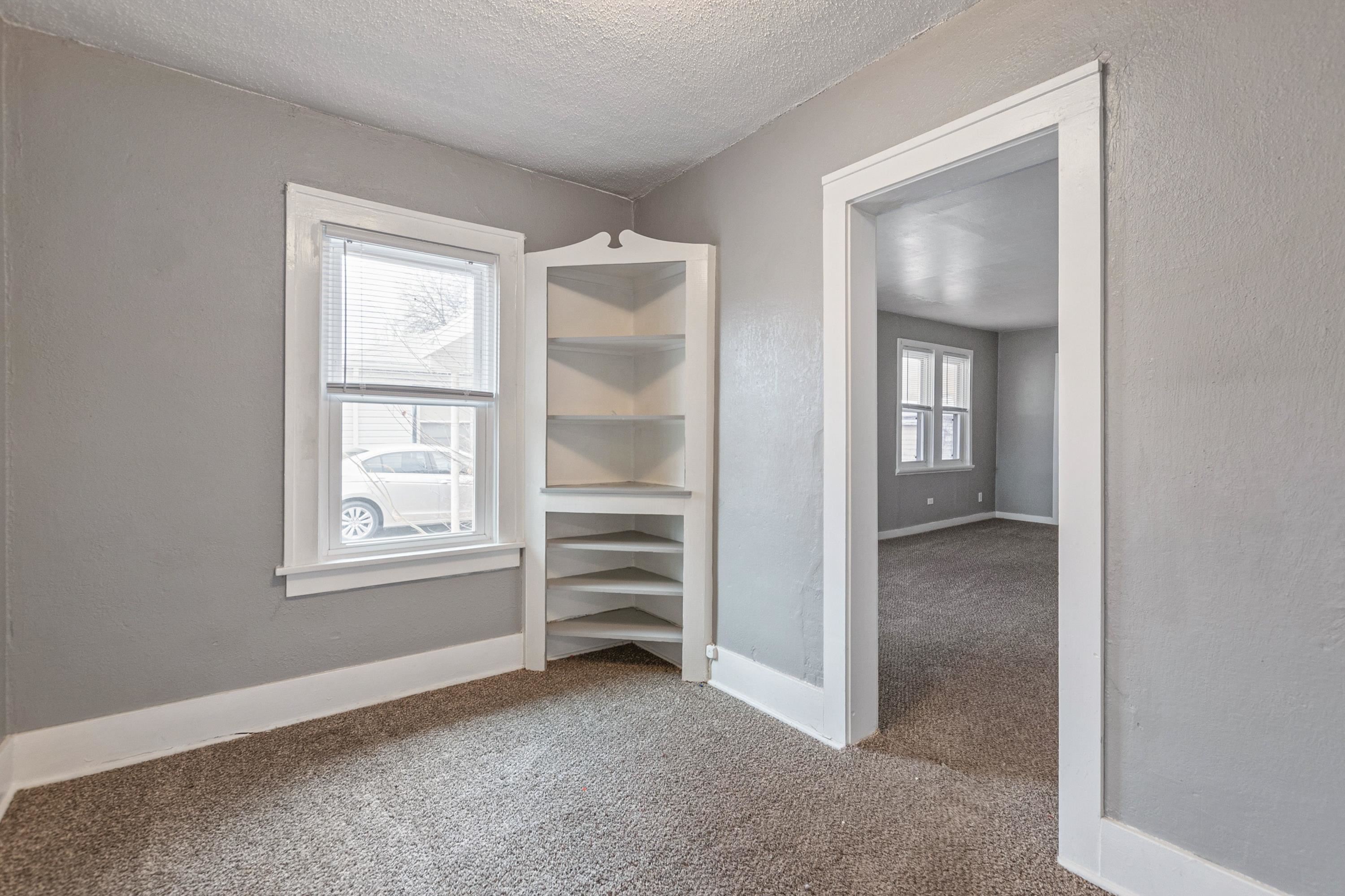 Wichita, Kansas 67208, United States, 2 Bedrooms Bedrooms, ,2 BathroomsBathrooms,Residential,Active,65014