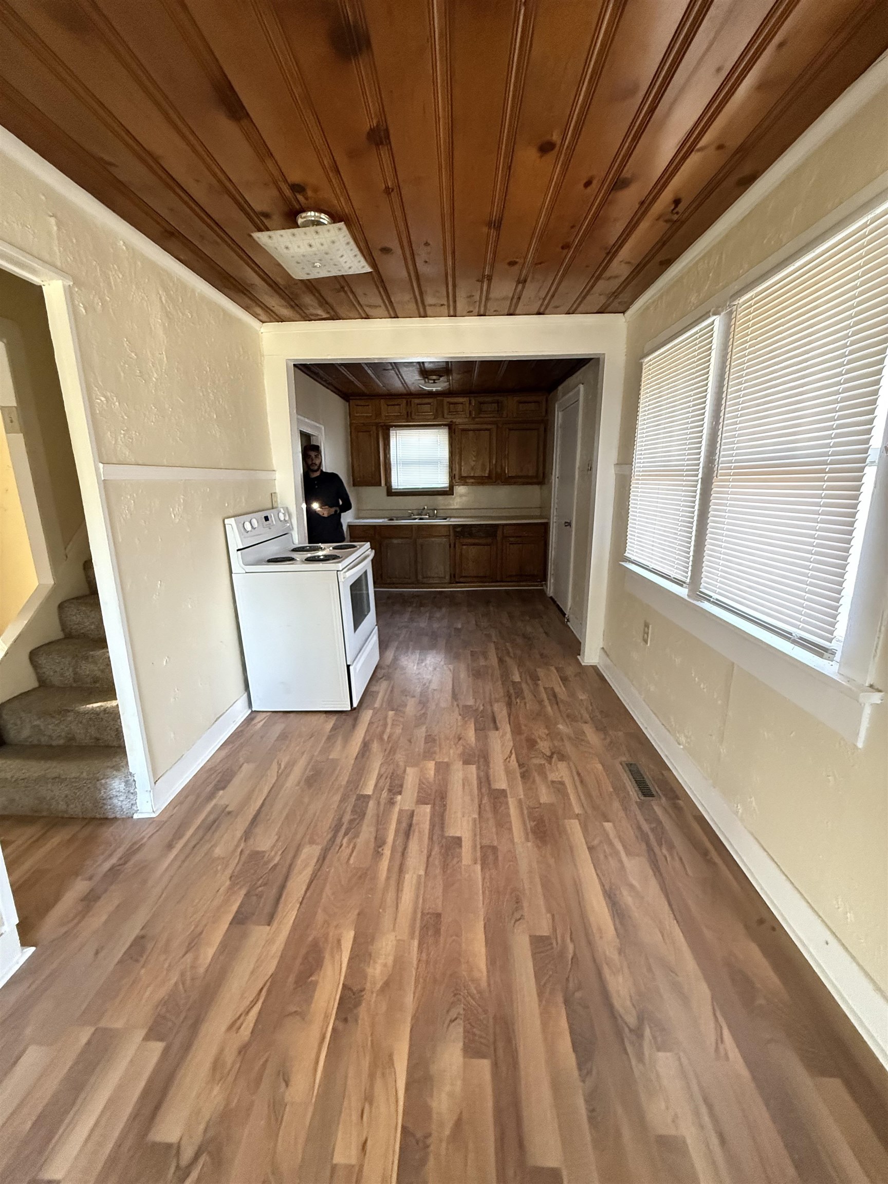 850 W 33rd St N St, Wichita, Kansas image 4