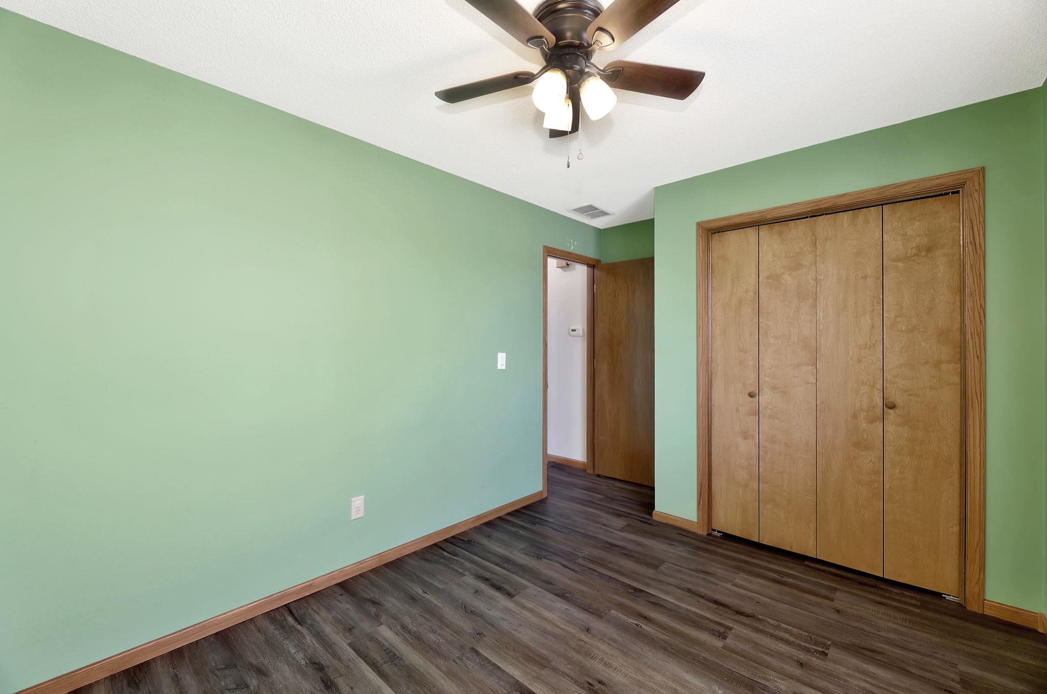 800 W Deerfield Cir, Valley Center, Kansas image 13