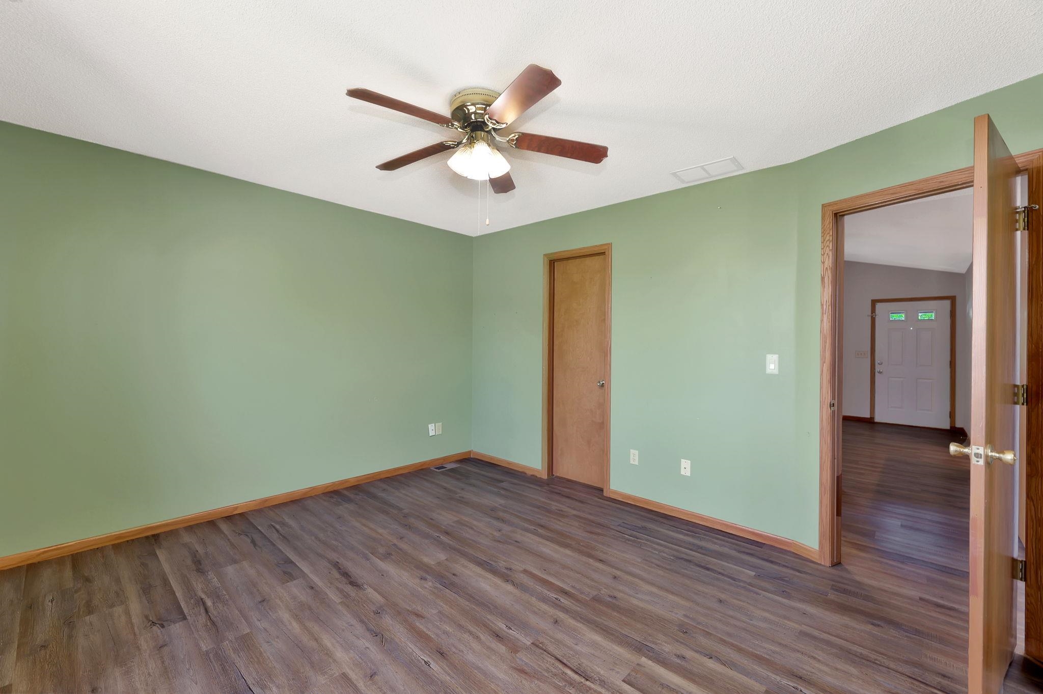800 W Deerfield Cir, Valley Center, Kansas image 15