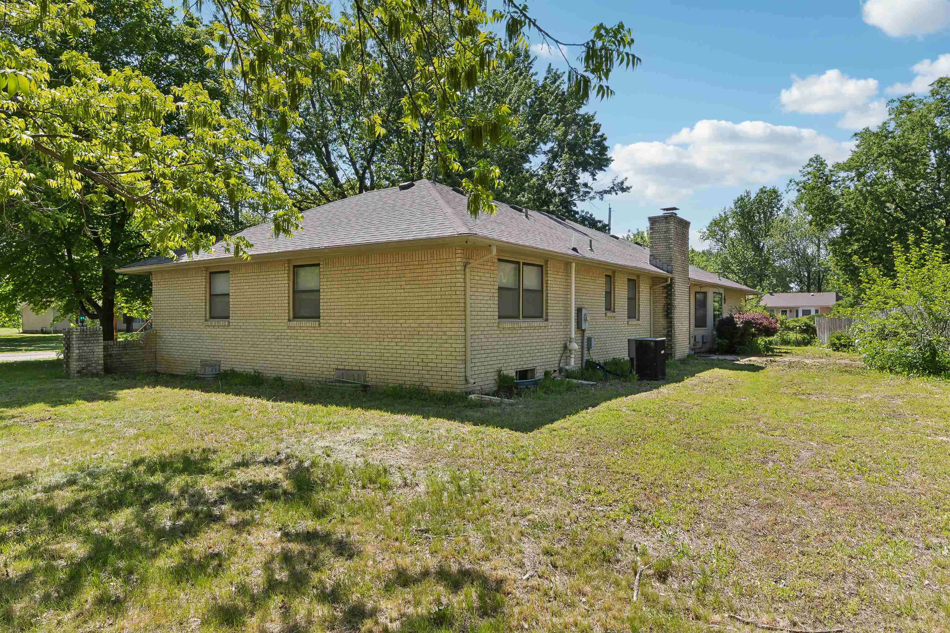 3249 N Hood Ct, Wichita, Kansas image 36