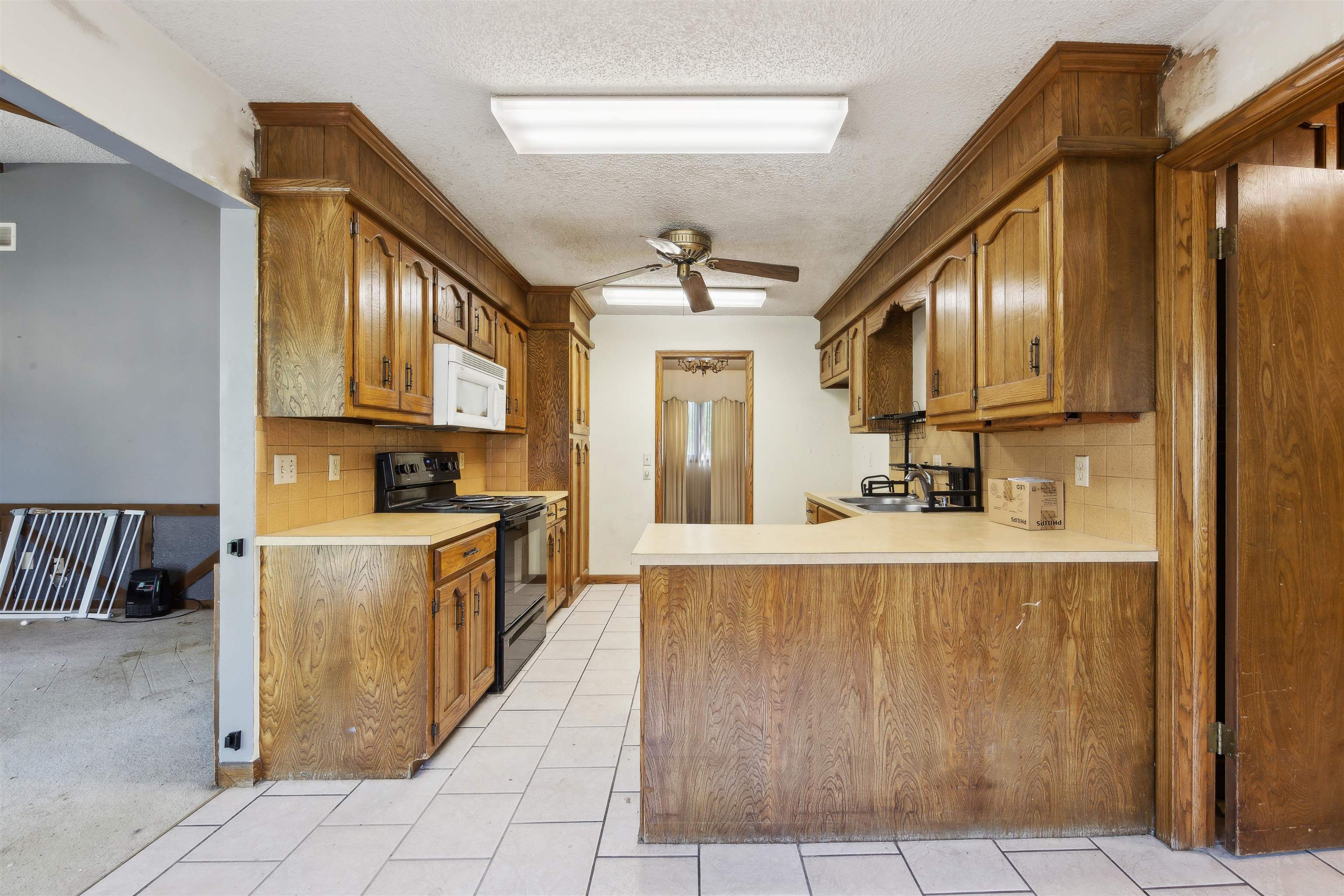 3249 N Hood Ct, Wichita, Kansas image 12