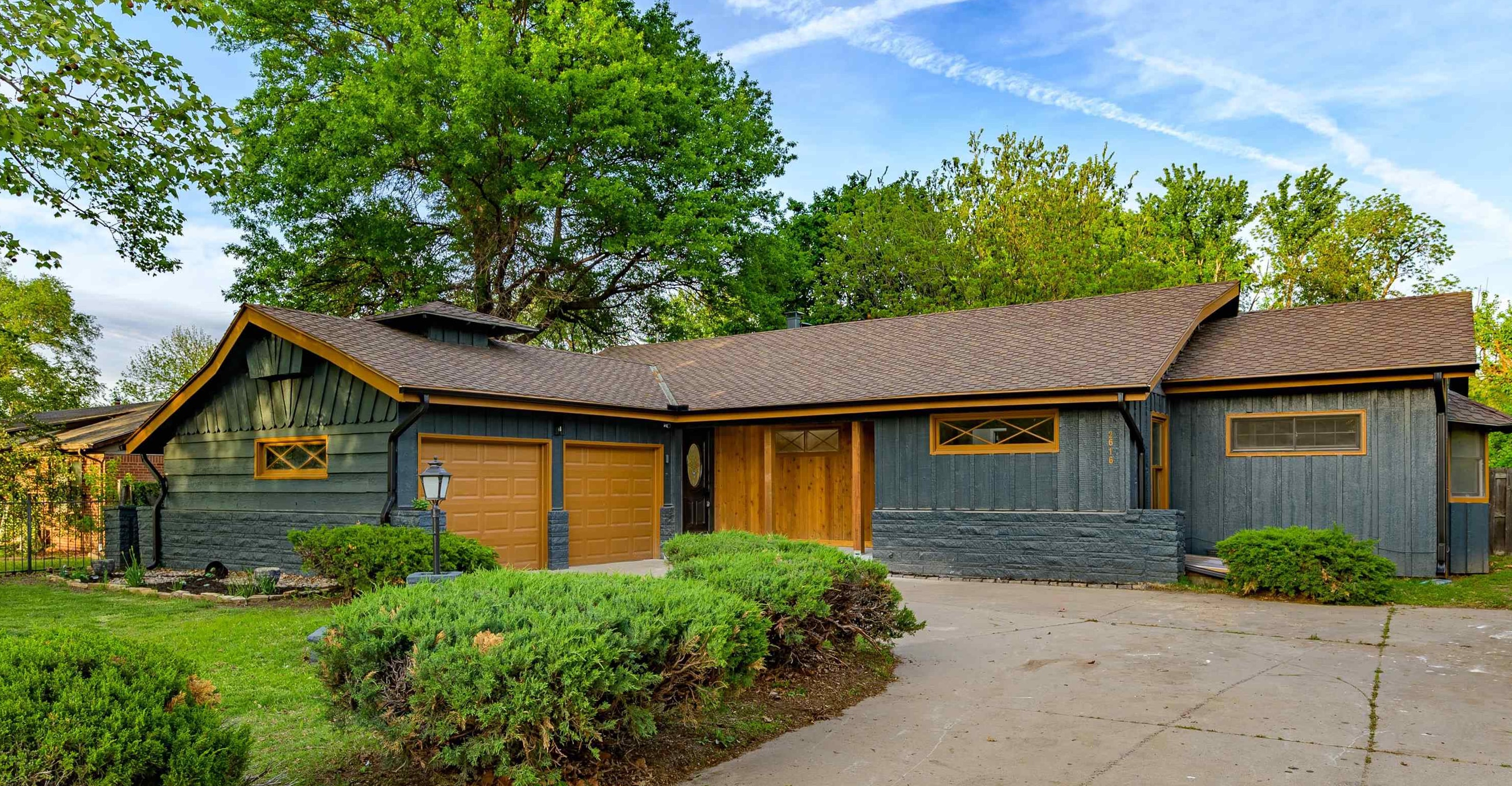 2616 N Wellesley Ave, Wichita, Kansas image 1