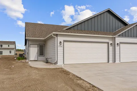 2753 Tim Rogers Ln, Salina, KS 67401 - MLS#: 647146