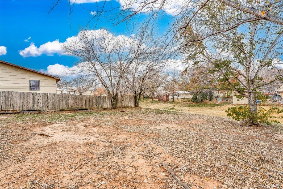 Derby, Kansas 67037, United States, 2 Bedrooms Bedrooms, ,1 BathroomBathrooms,Residential,Pending,66203