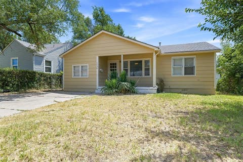 Homes For Sale - 1234 N Chautauqua Ave<br/> Sedgwick County, Wichita, KS 67214