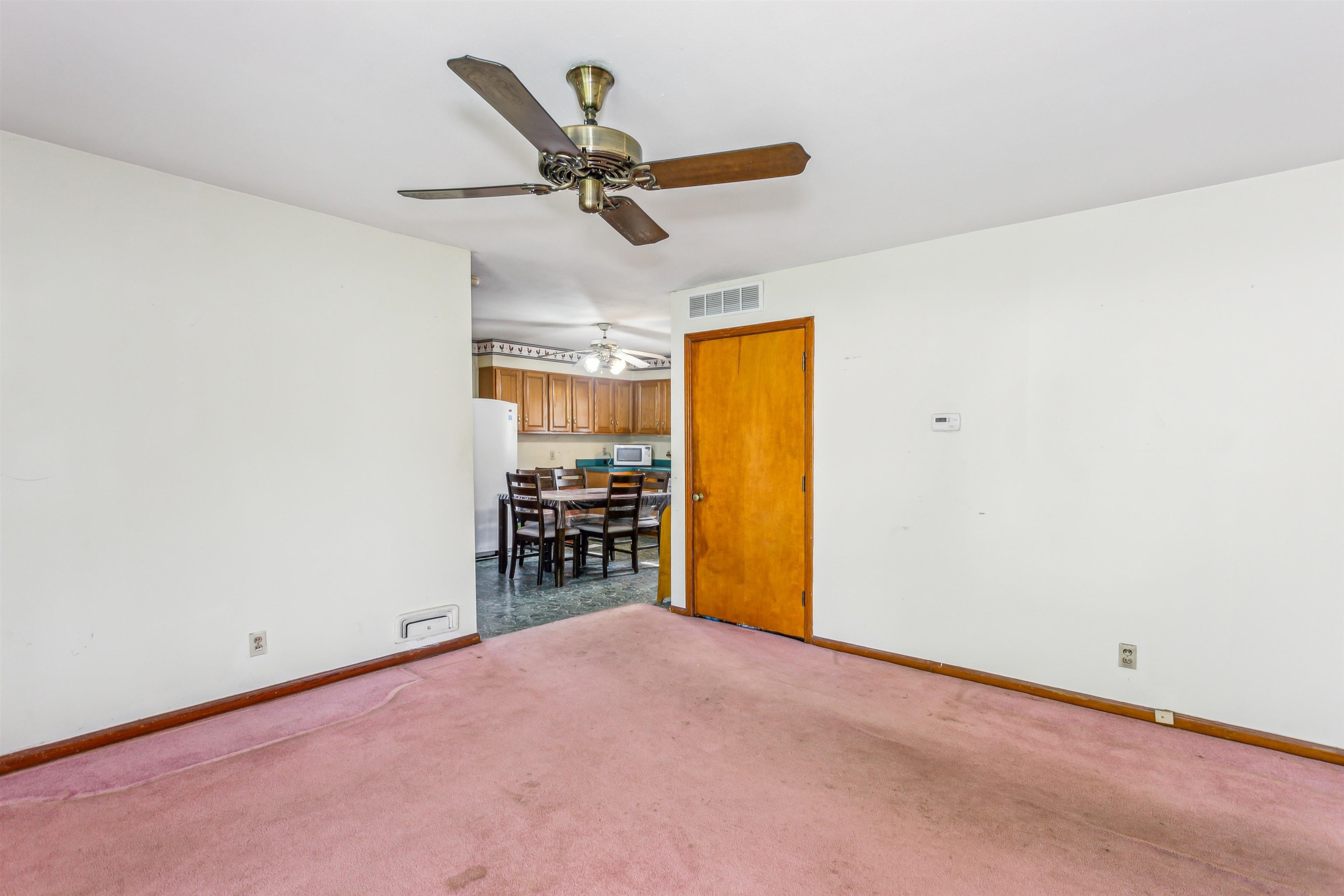 1622 N Poplar Ave, Wichita, Kansas image 7
