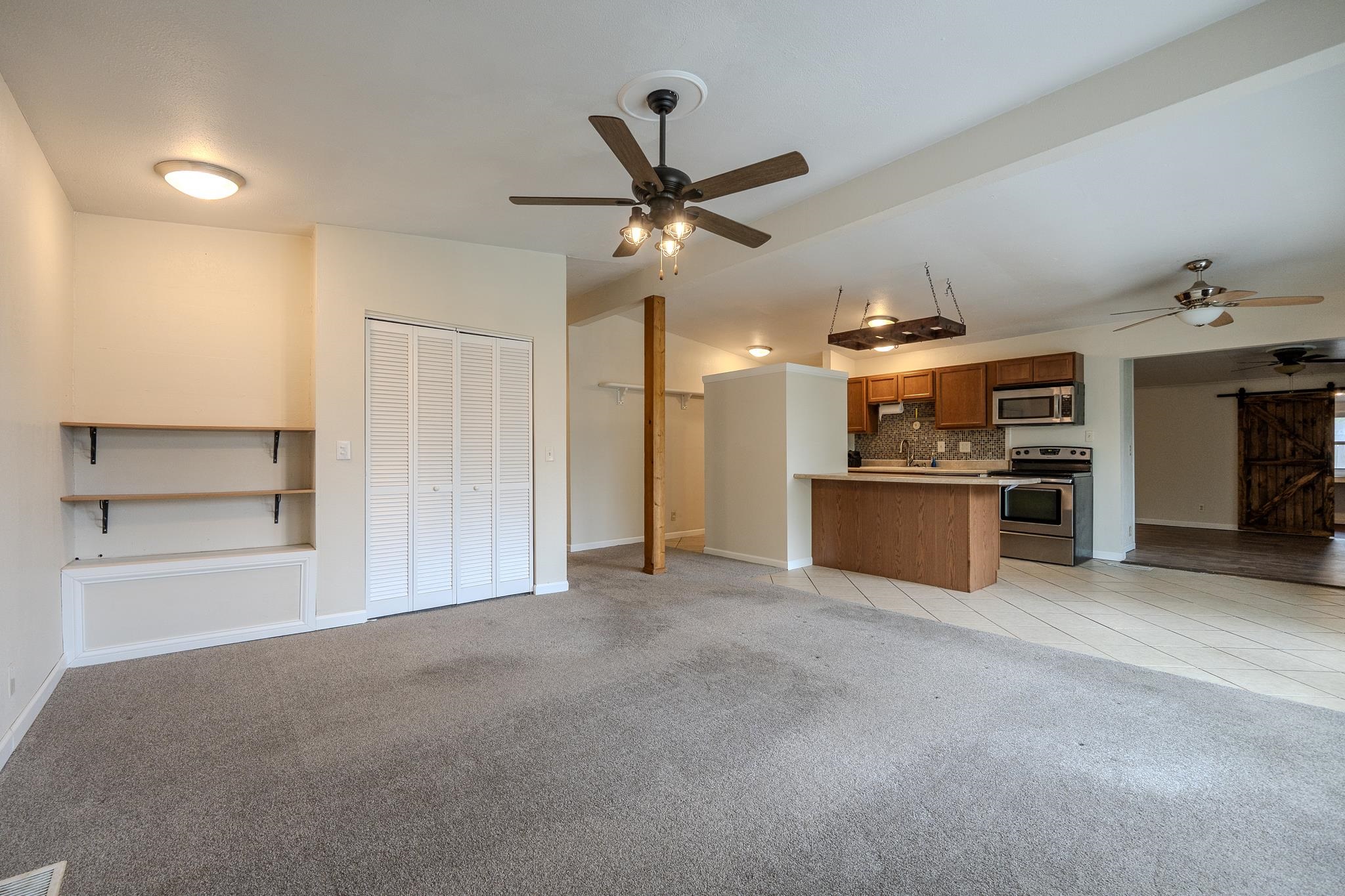 1030 E Beaumont Dr, Park City, Kansas image 2