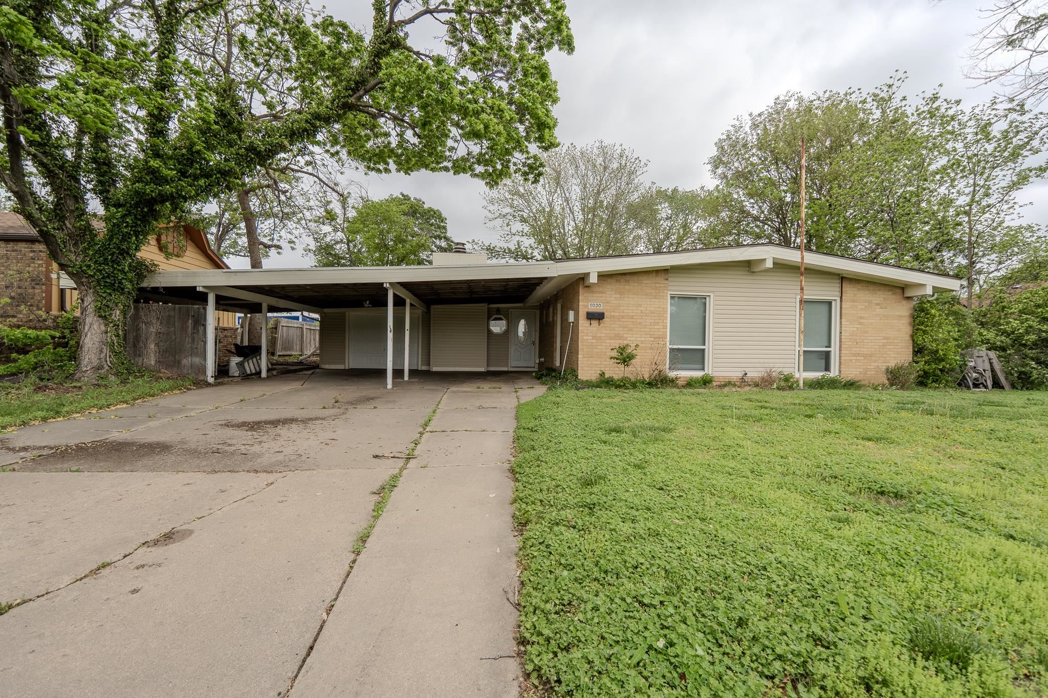 1030 E Beaumont Dr, Park City, Kansas image 1