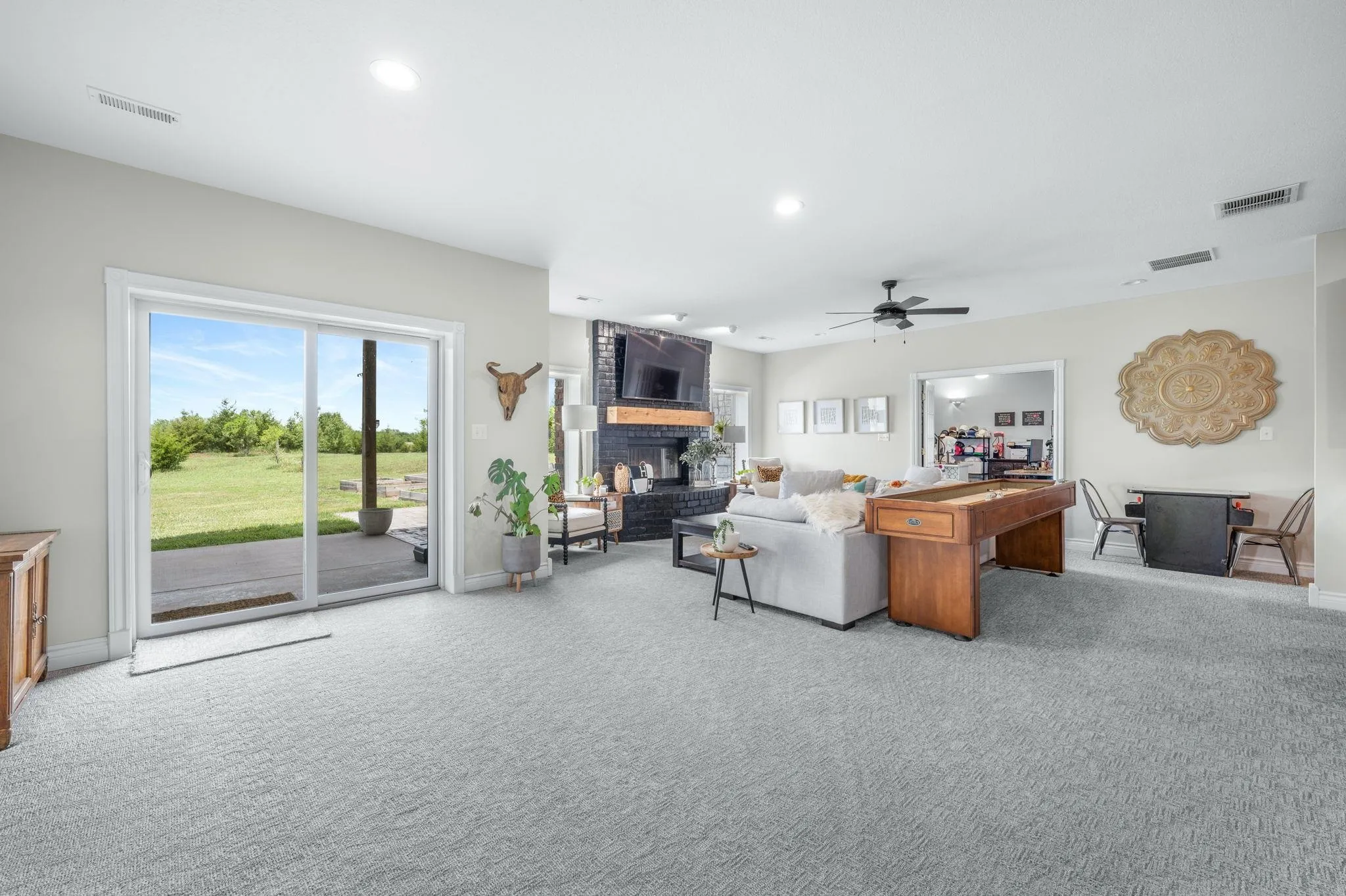 Andover, Kansas 67002, United States, 4 Bedrooms Bedrooms, ,3 BathroomsBathrooms,Residential,Active,163180