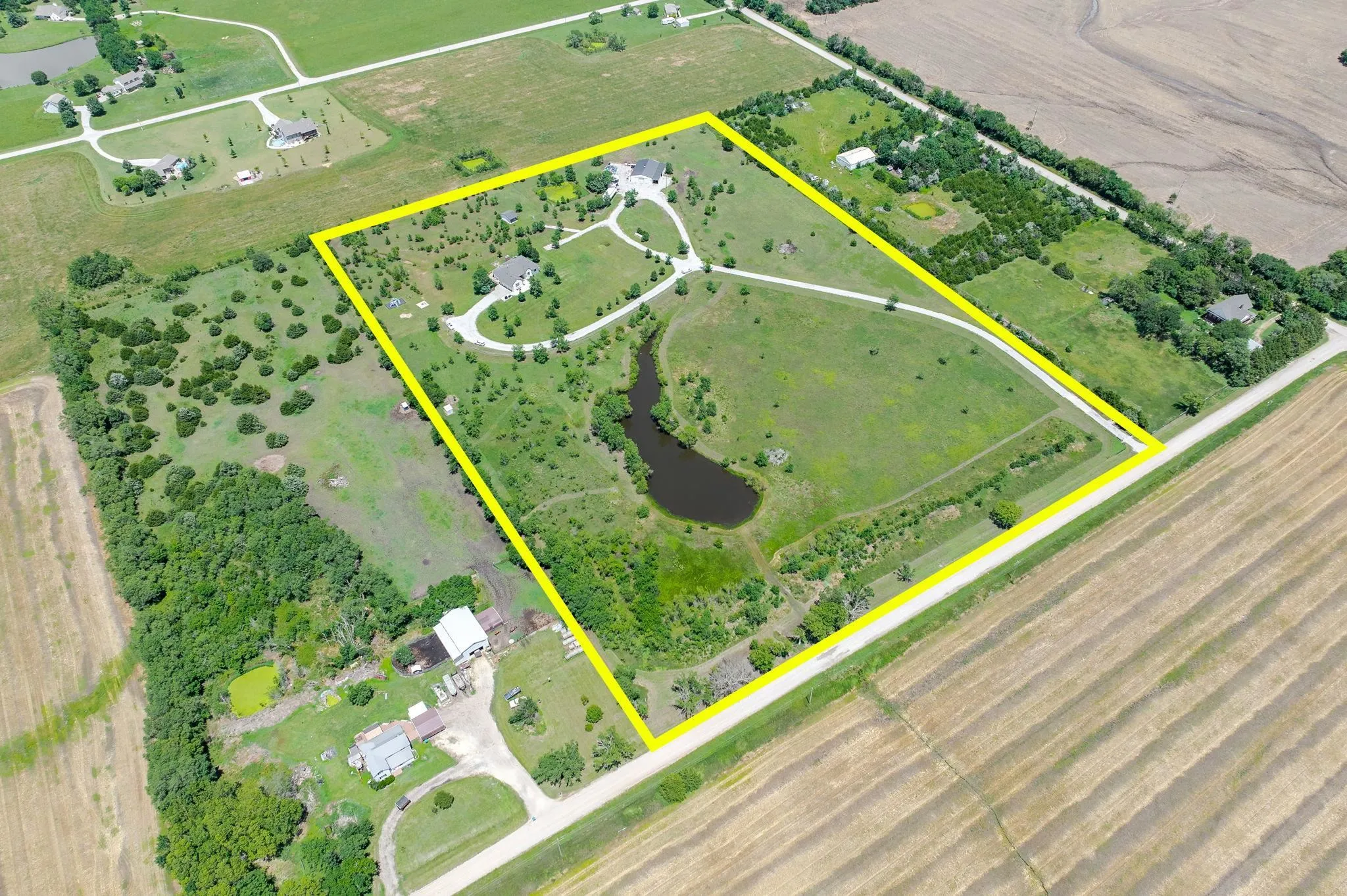 Andover, Kansas 67002, United States, 4 Bedrooms Bedrooms, ,3 BathroomsBathrooms,Residential,Active,163180