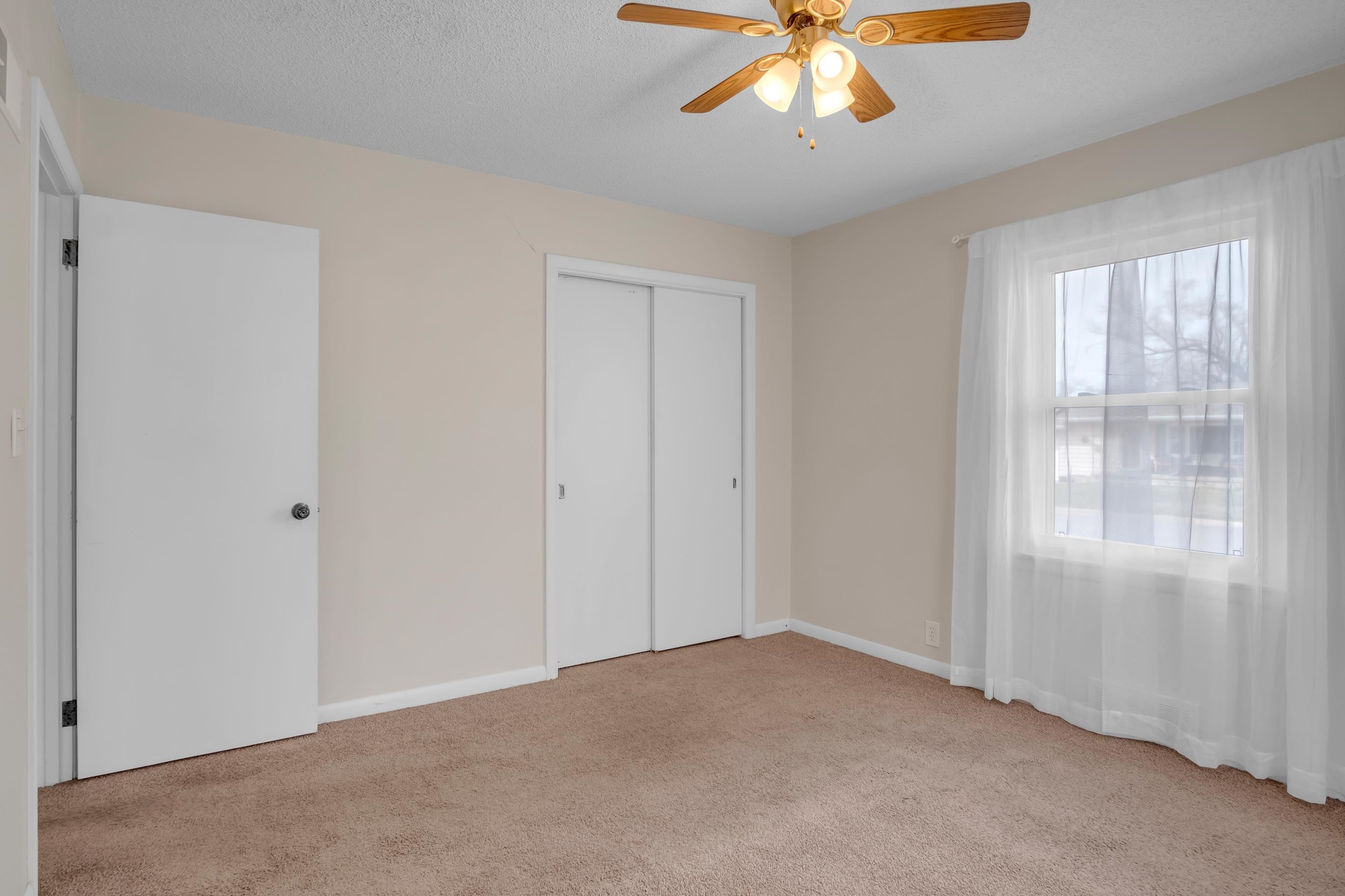 301 SE 11th St, Newton, Kansas image 29