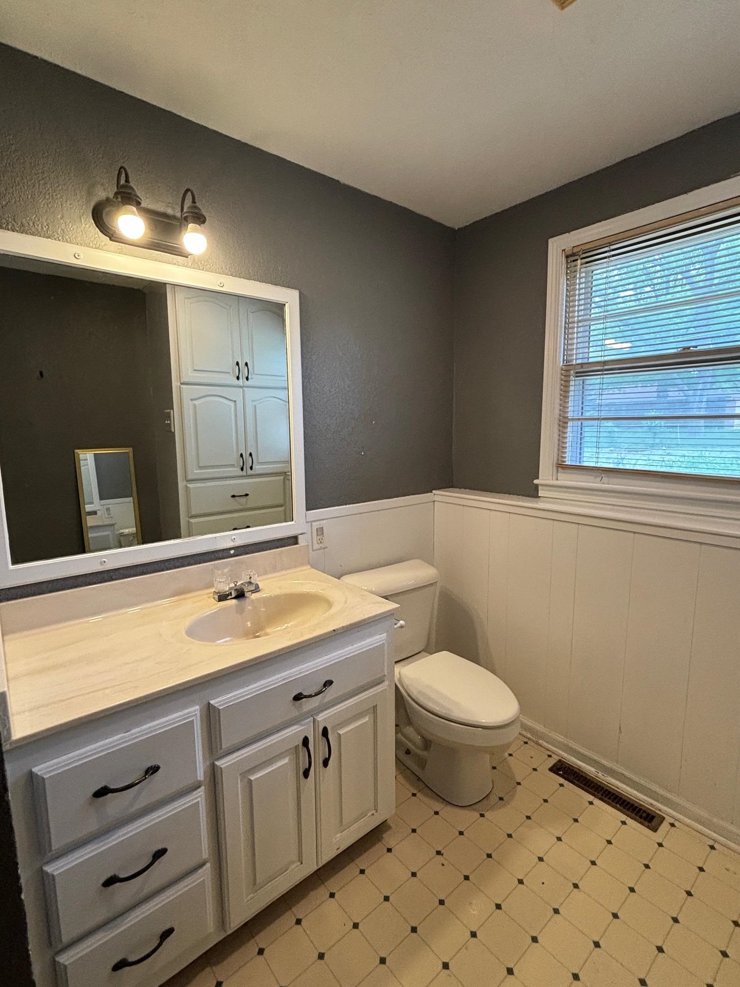 1844 N Ridge Rd, El Dorado, Kansas image 11