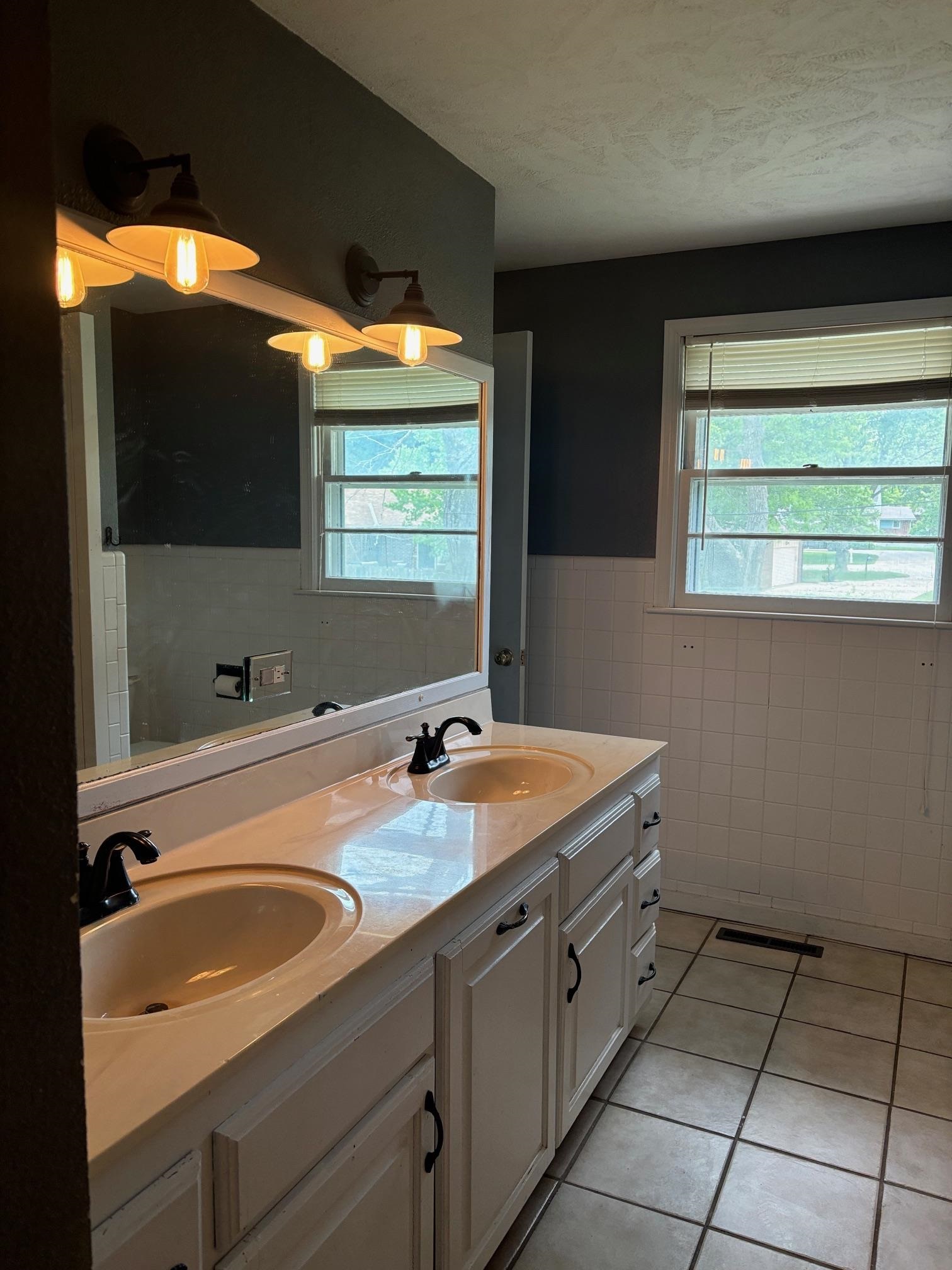 1844 N Ridge Rd, El Dorado, Kansas image 6