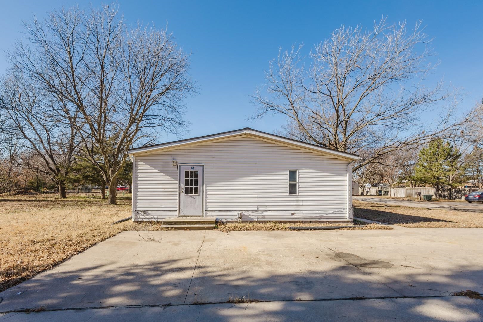 1218 E 10th St # ADDITIONAL LOT, Wellington, Kansas image 23