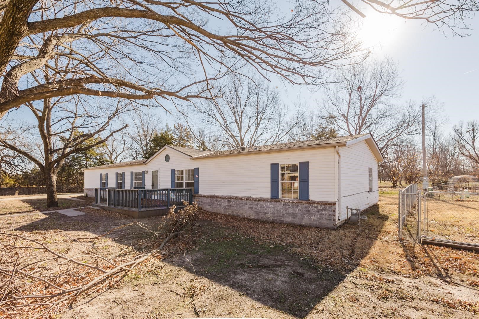 1218 E 10th St # ADDITIONAL LOT, Wellington, Kansas image 3