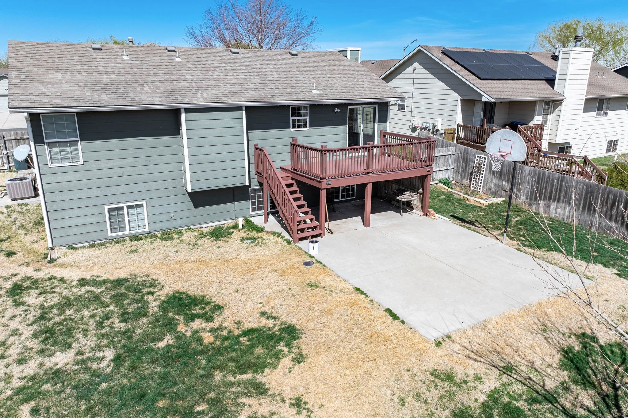 1923 W Country Lakes St, Haysville, Kansas image 29