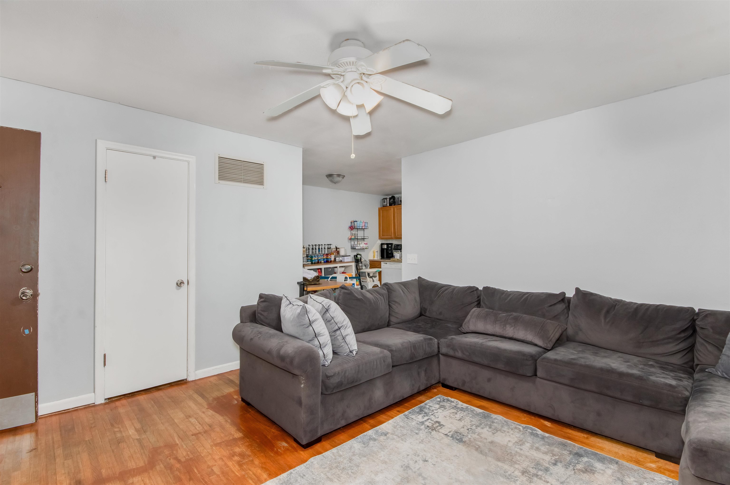 131 S Sunnyside Rd, Haysville, Kansas image 4