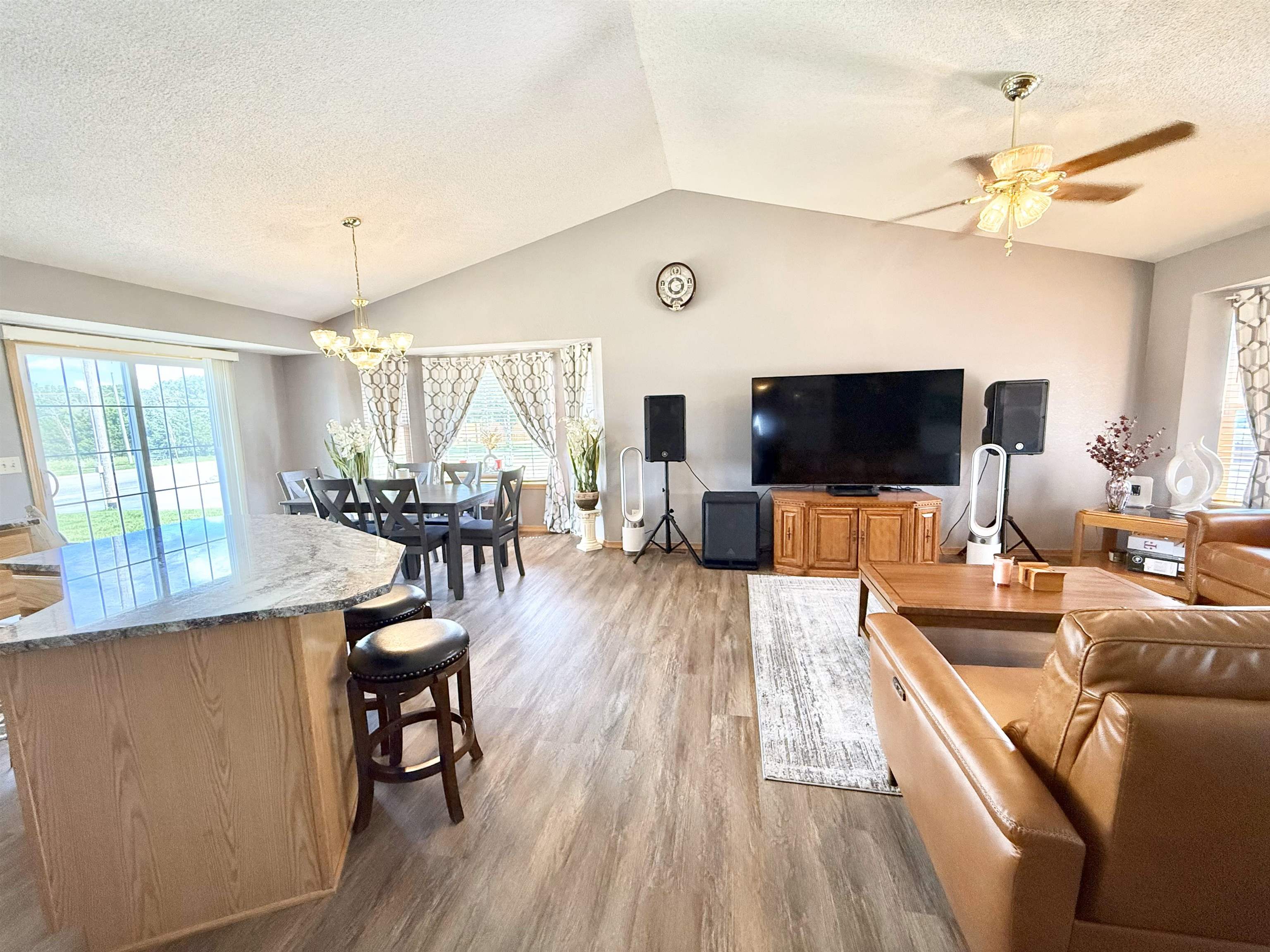 1734 S Justin Cir, Wichita, Kansas image 6