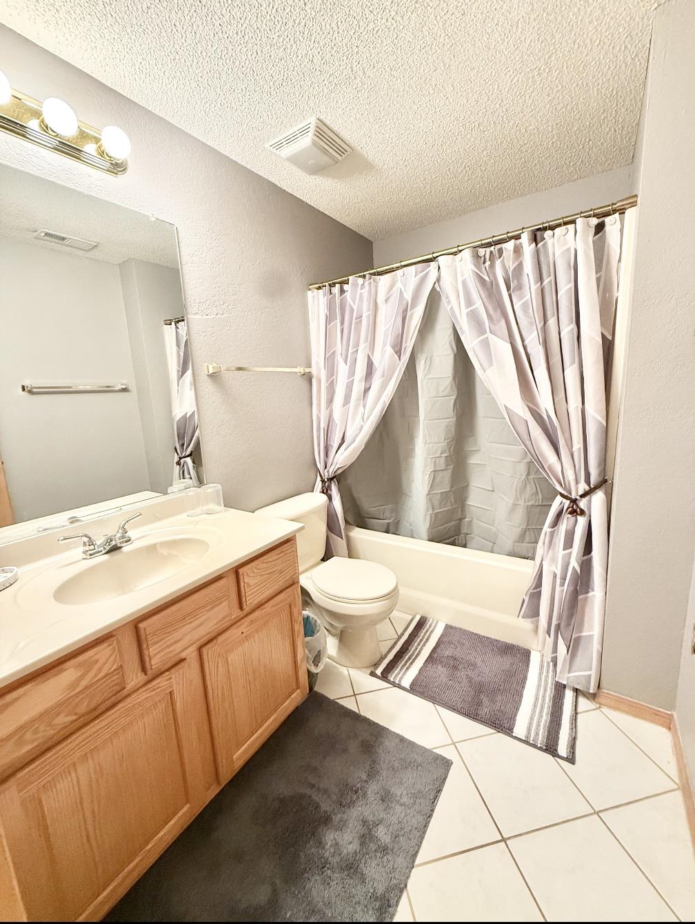 1734 S Justin Cir, Wichita, Kansas image 24