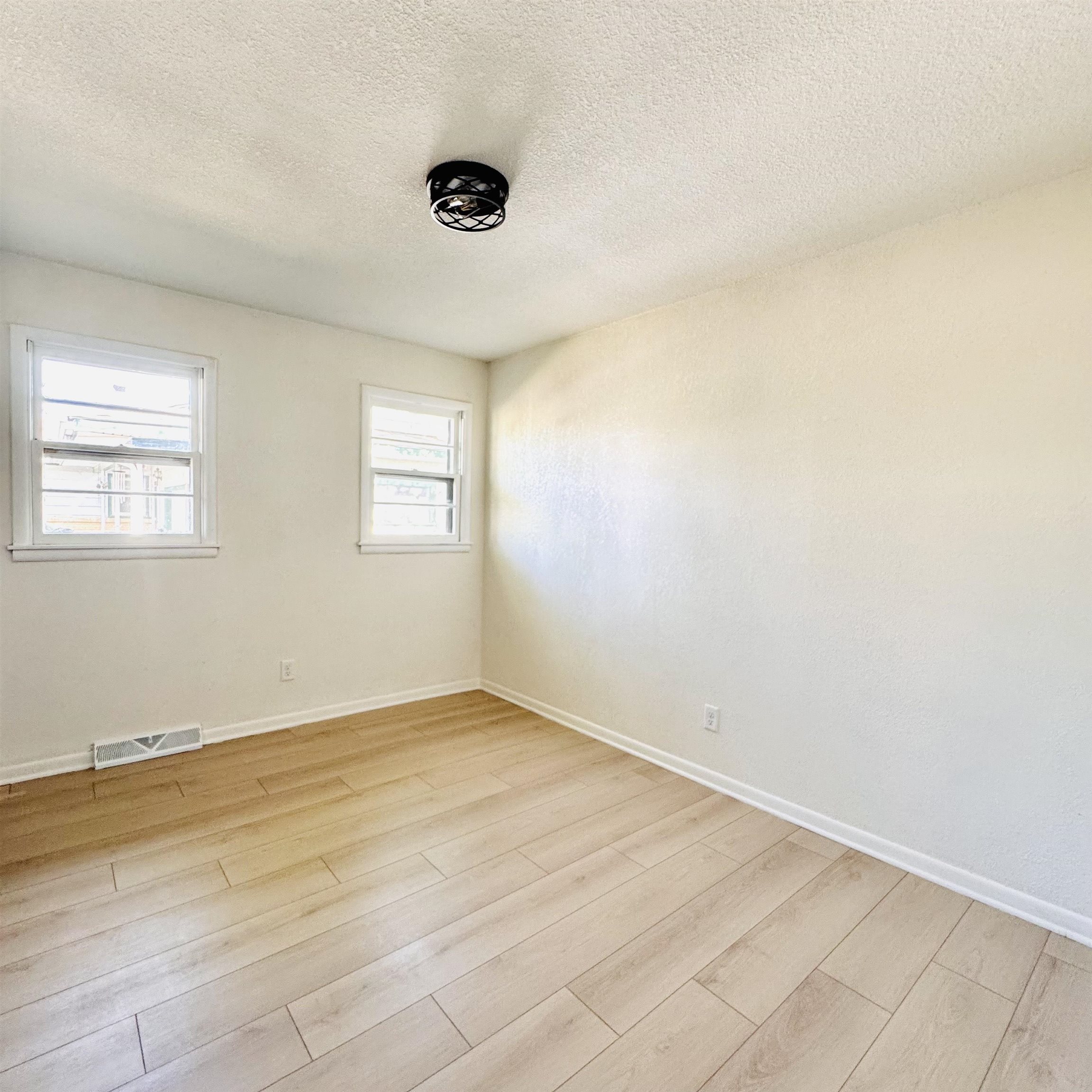 1113 W Casado St, Wichita, Kansas image 9