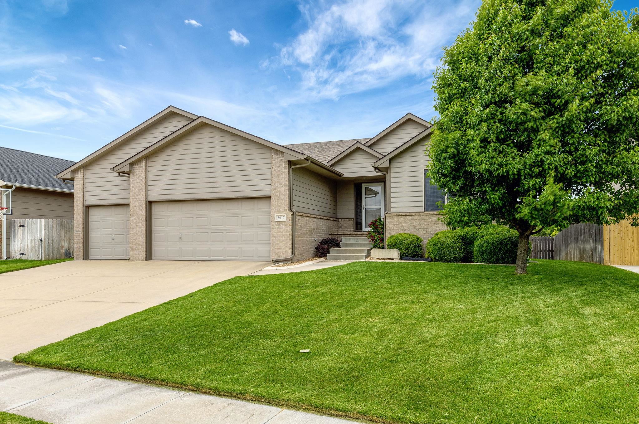 3617 N Pepper Ridge St, Wichita, Kansas image 2