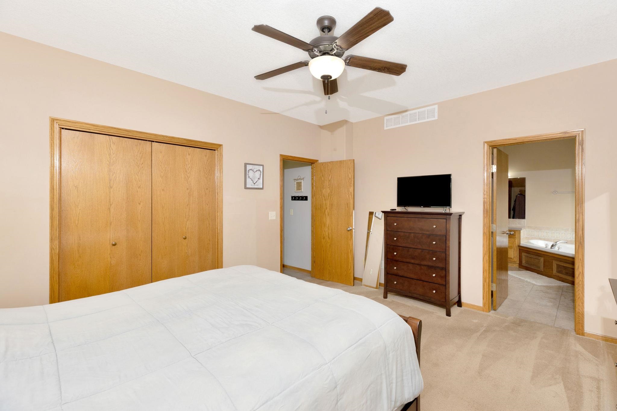 3617 N Pepper Ridge St, Wichita, Kansas image 16