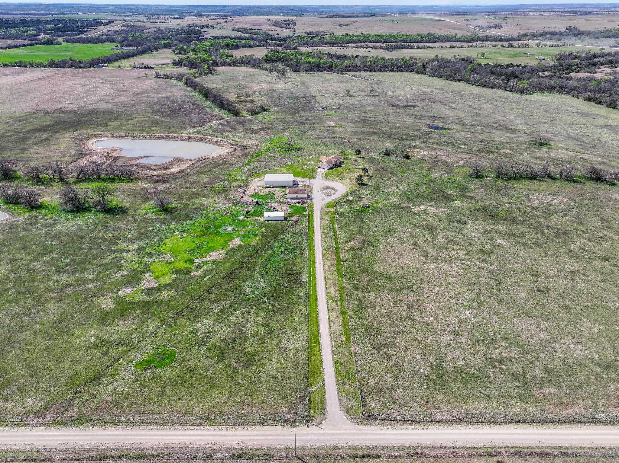 1346 110th St, Eureka, Kansas image 3