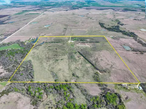 1346 110th St, Eureka, KS MLS: 653886