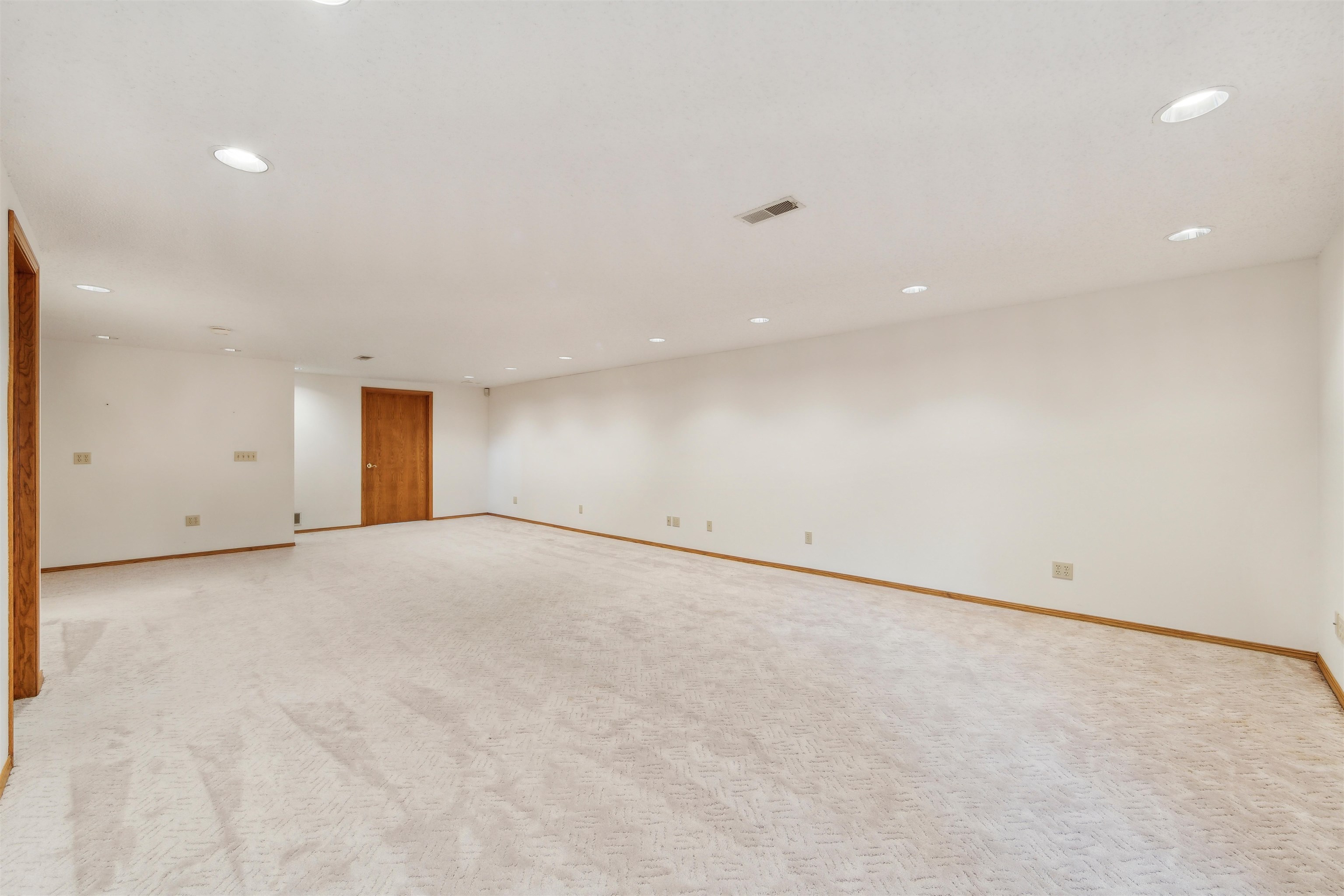 640 S Daisy Ln, Andover, Virginia image 21