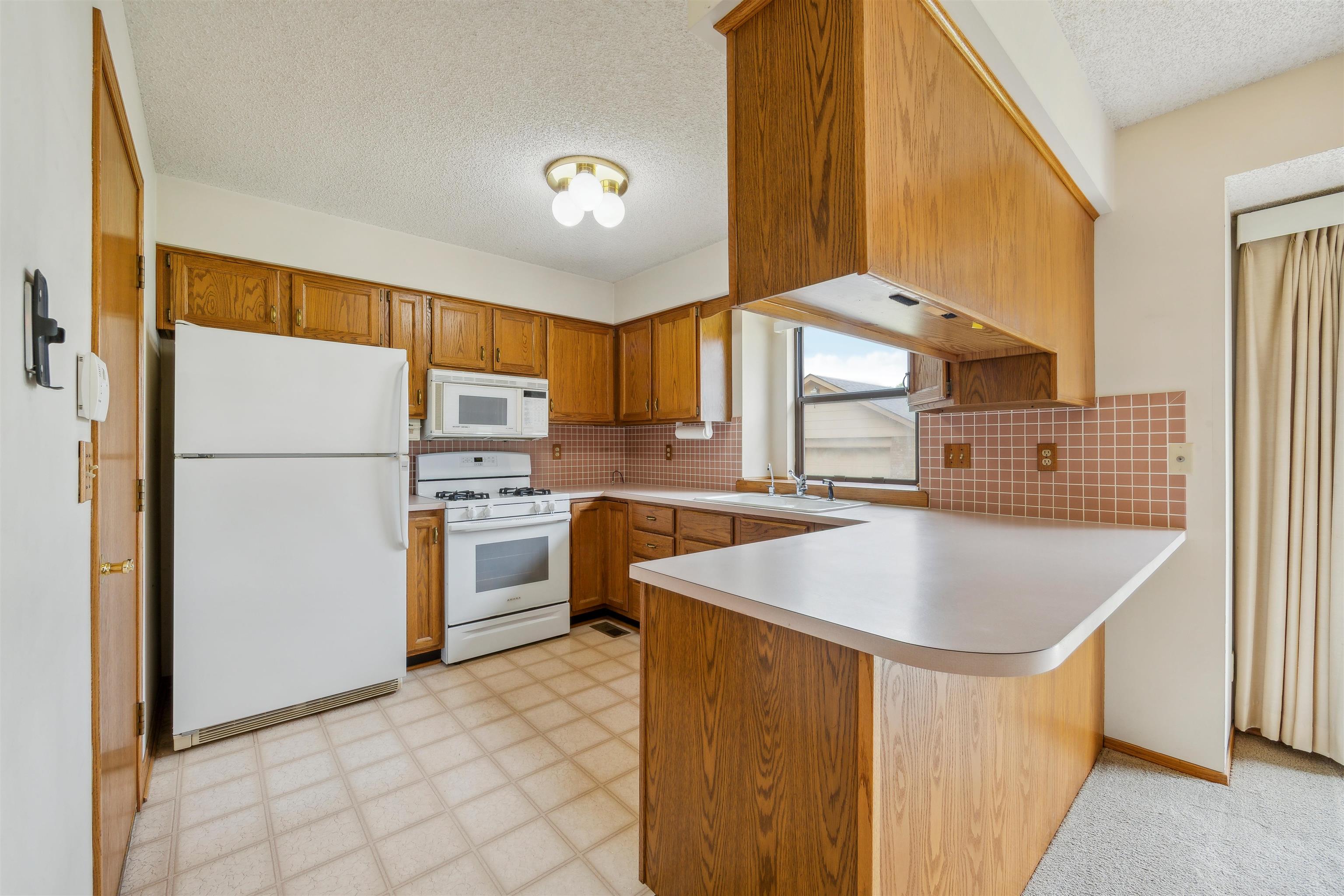 640 S Daisy Ln, Andover, Virginia image 10
