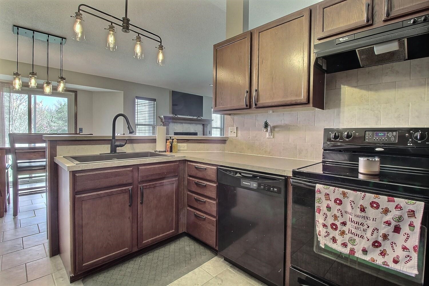 1822 N Nickelton Ct, Wichita, Kansas image 9