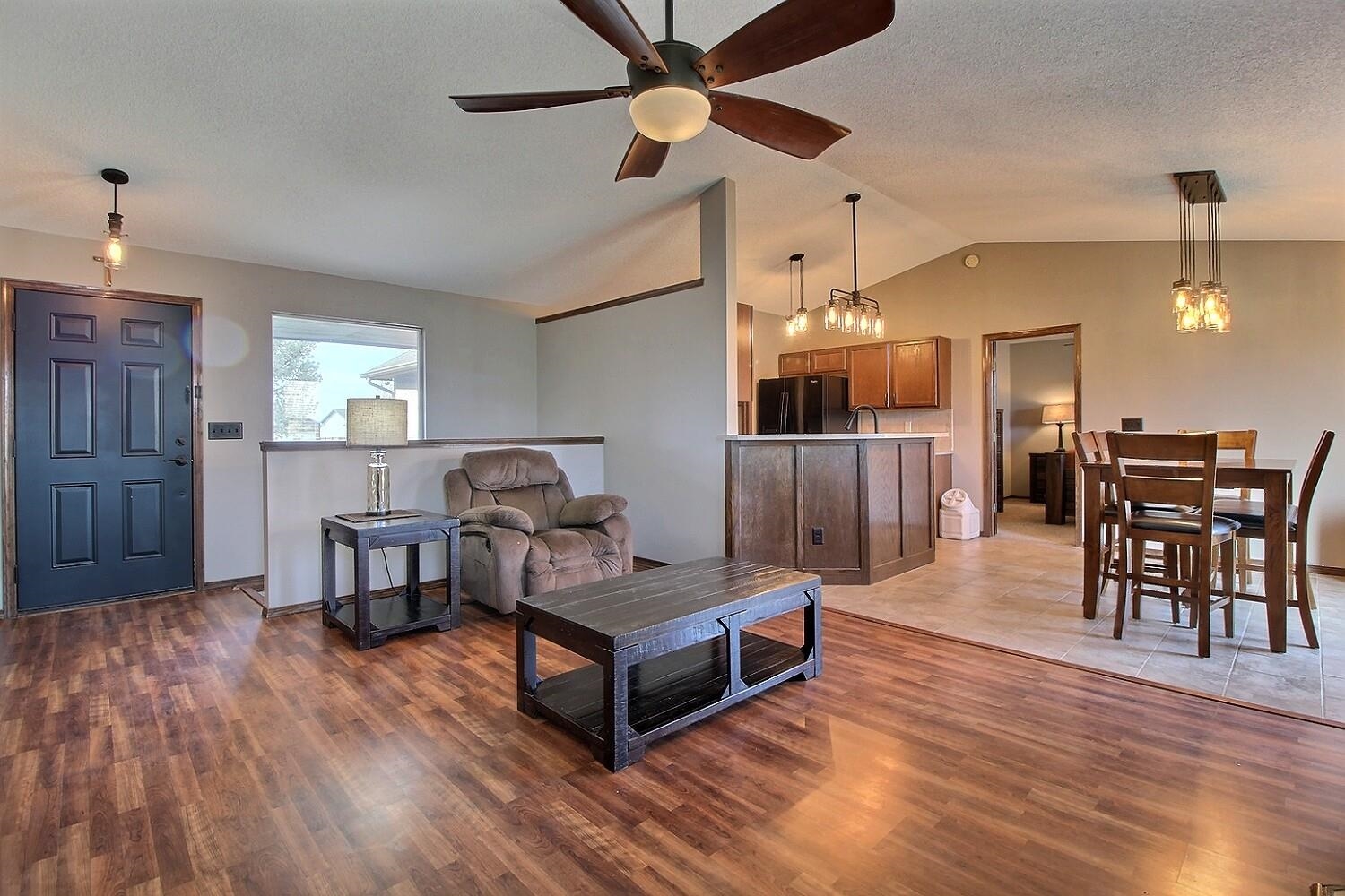 1822 N Nickelton Ct, Wichita, Kansas image 5
