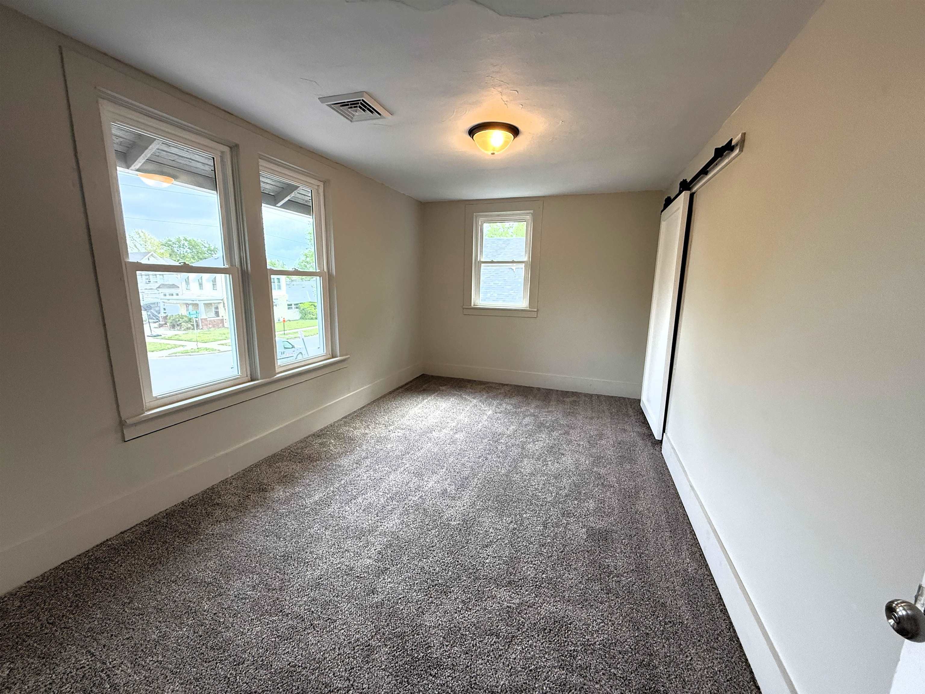 503 W South St, Salina, Virginia image 11