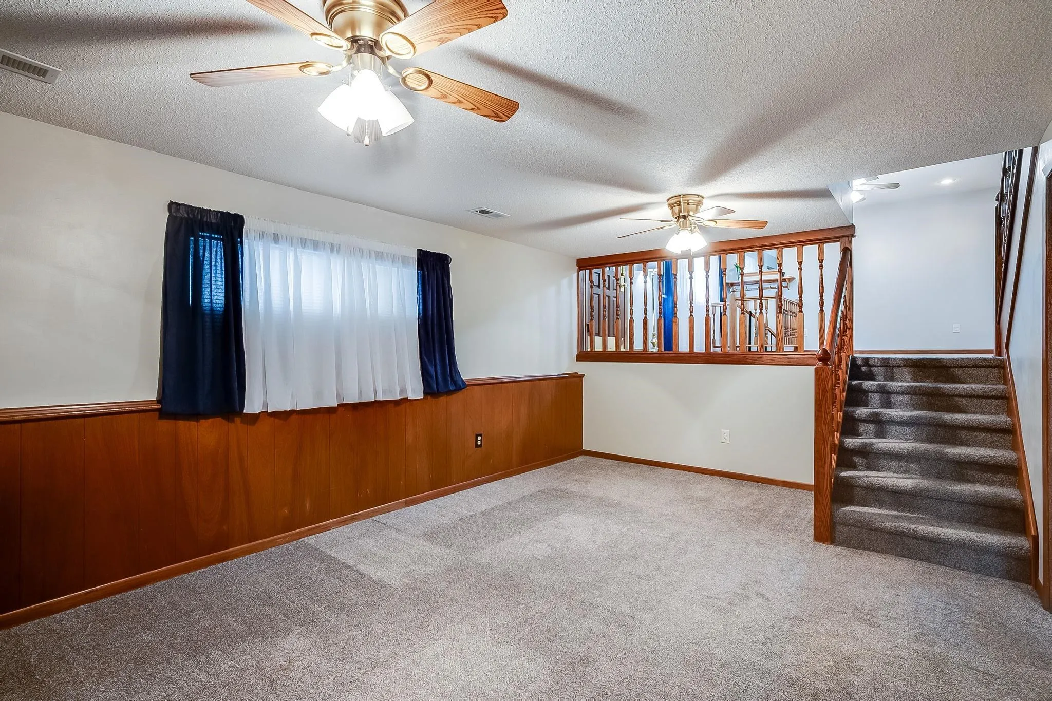 Derby, Kansas 67037, United States, 4 Bedrooms Bedrooms, ,2 BathroomsBathrooms,Residential,Active,227587