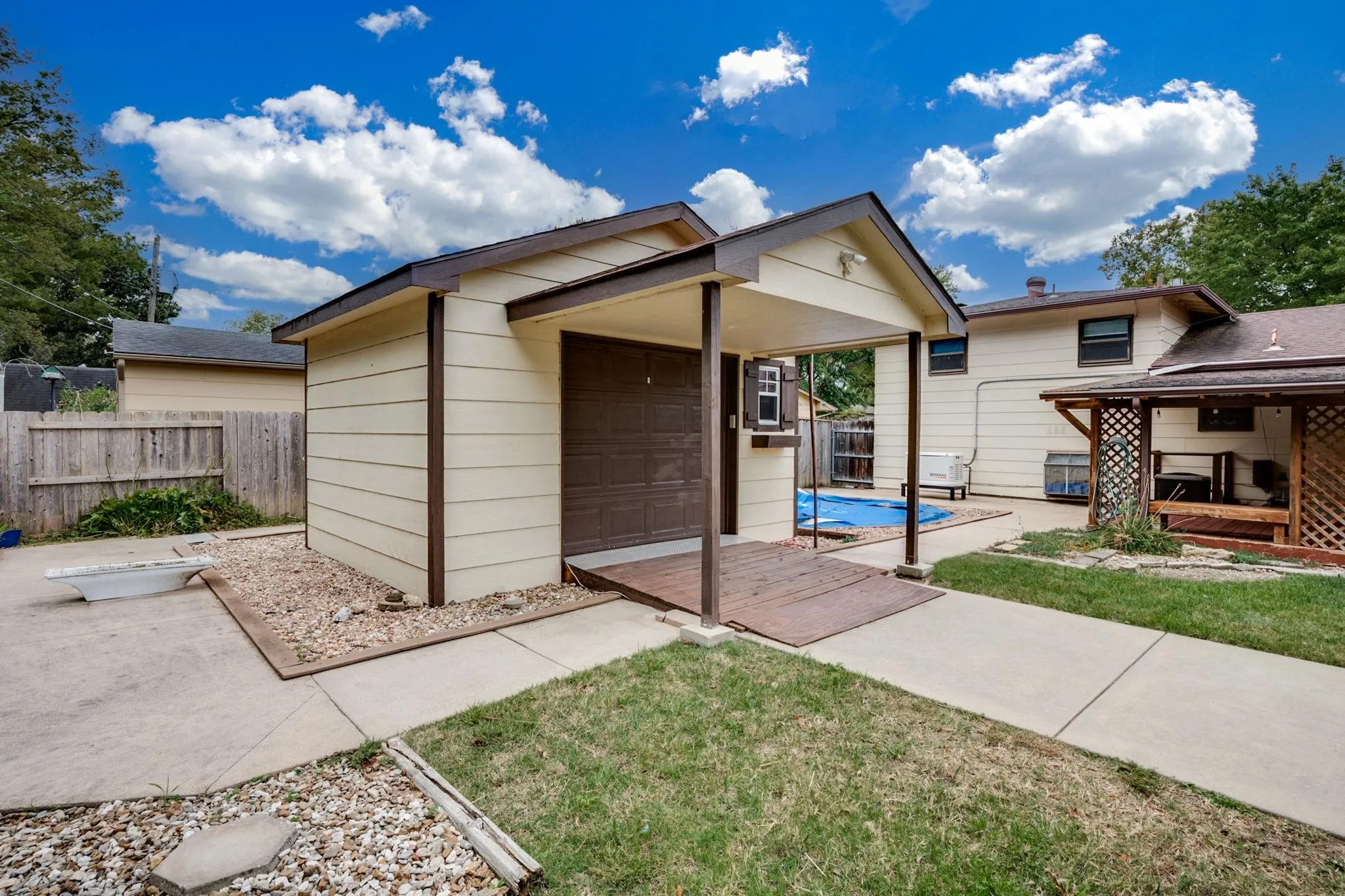 Derby, Kansas 67037, United States, 4 Bedrooms Bedrooms, ,2 BathroomsBathrooms,Residential,Active,227587