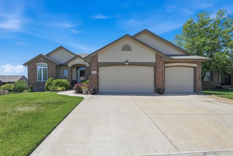 Homes For Sale - 13802 E Camden Chase Court<br/> Sedgwick County, Wichita, KS 67228